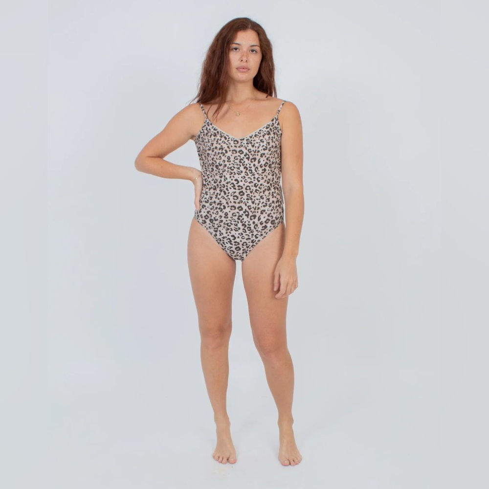 Summersalt Voyager One- Piece Leopard Print Bathing suit 8